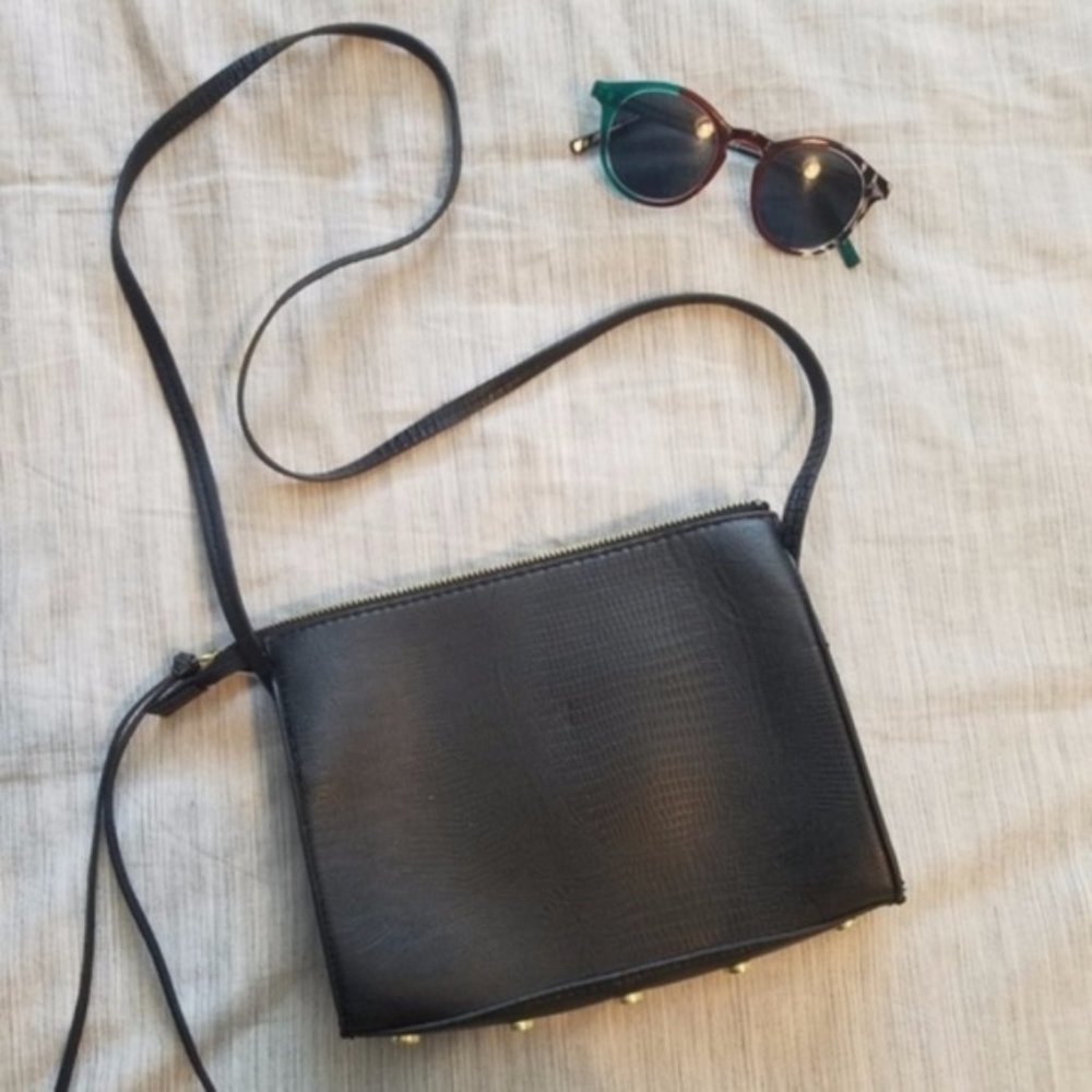 H&M Faux Snake Skin Black Textured Purse